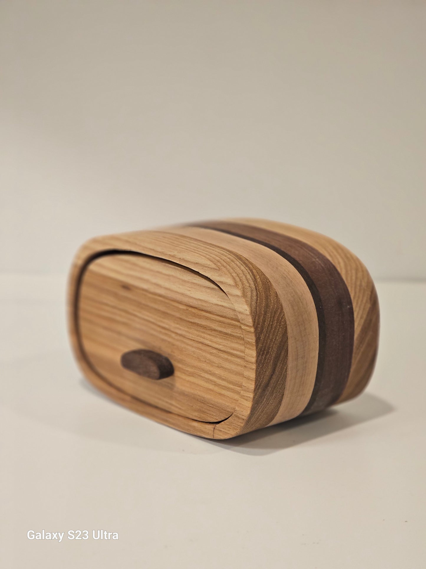 Handcrafted Wooden Bandsaw Box – Dual Drawer Design