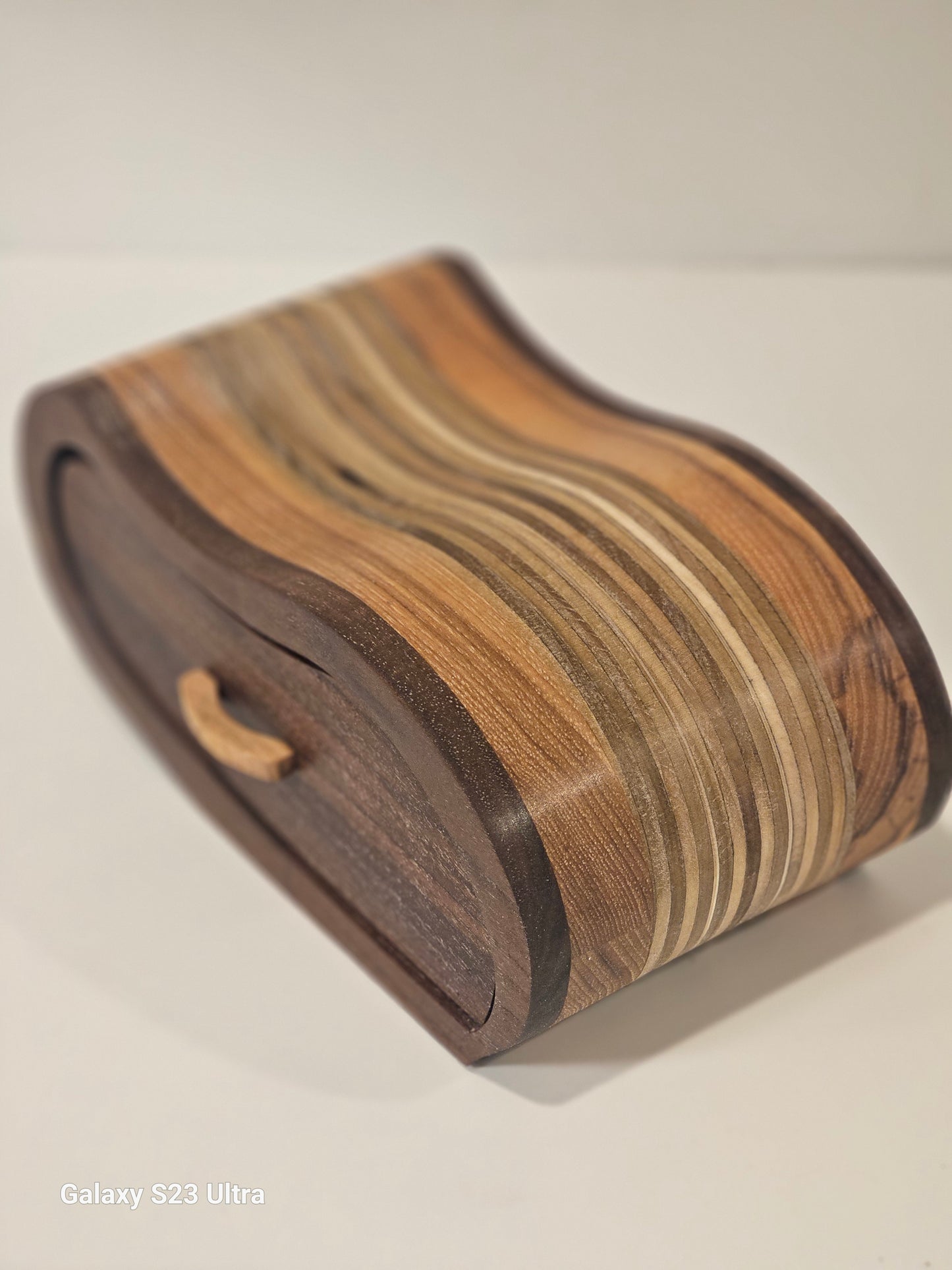 Handcrafted Wooden Keepsake Box – Curved Wave Design