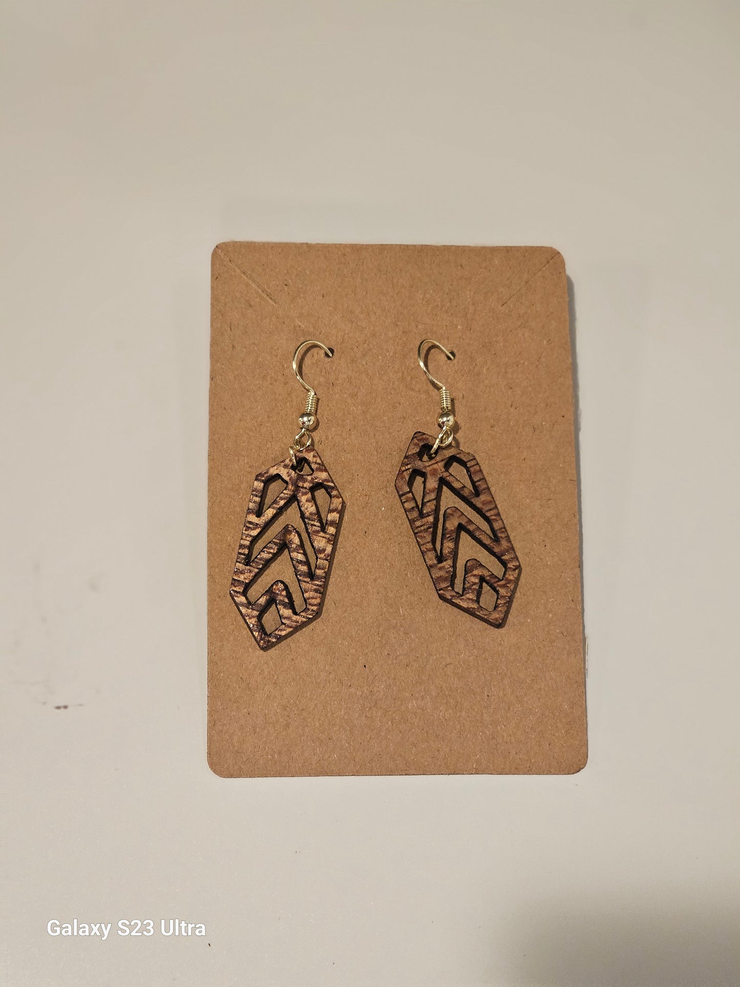 Geometric design earrings