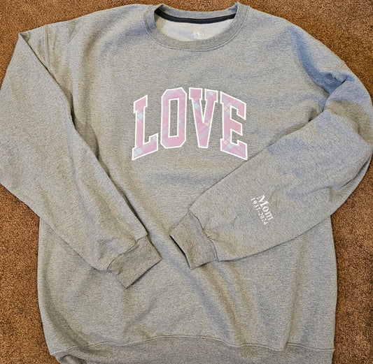 "LOVE" Graphic Crewneck Sweatshirt