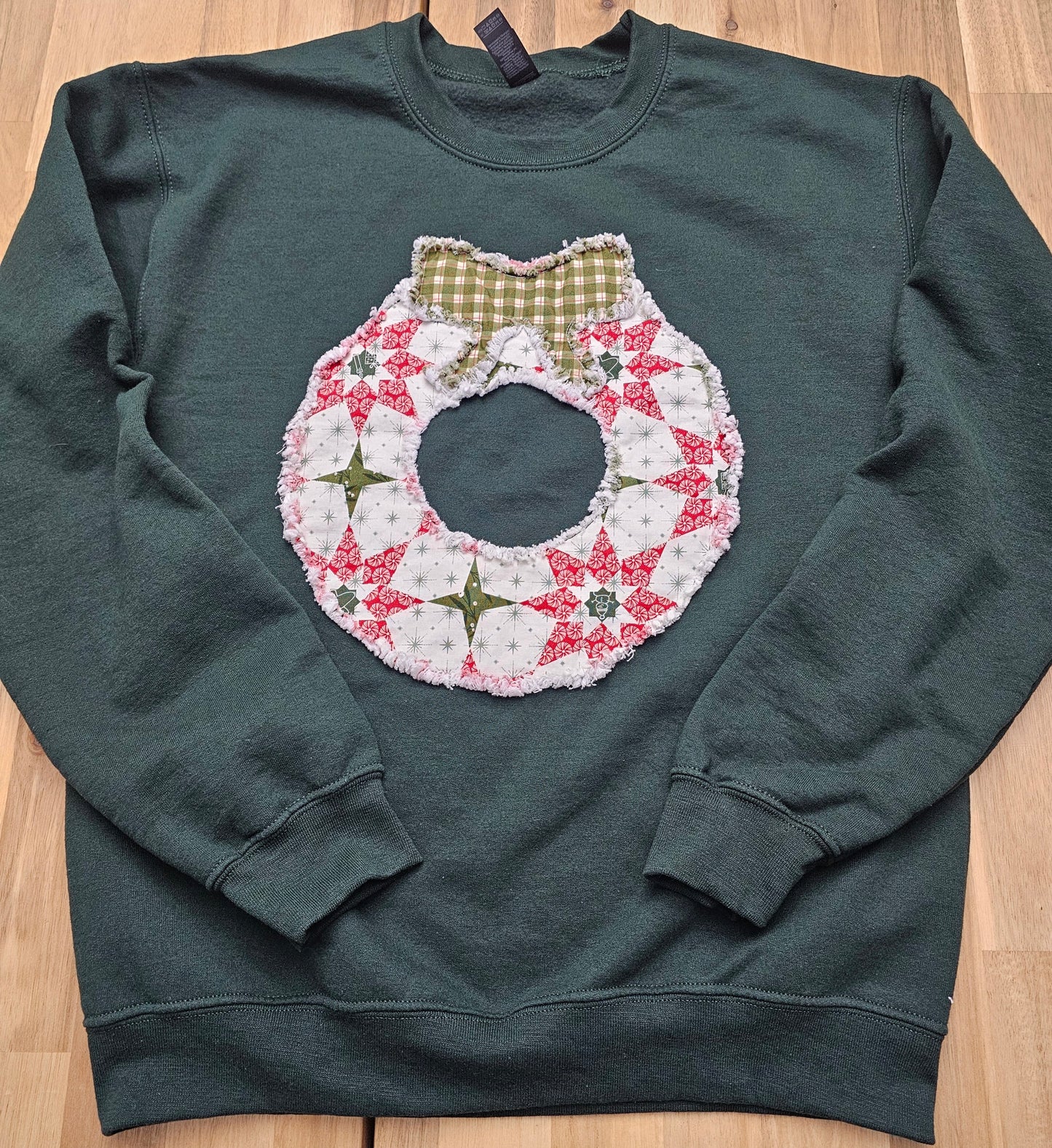 Patchwork Christmas Wreath Appliqué Sweatshirt
